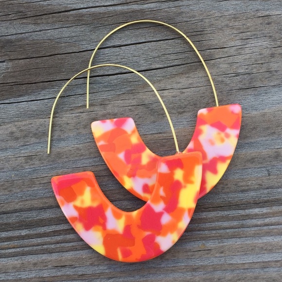 Jewelry - 💲SOLD Acrylic drop earrings orange yellow white
